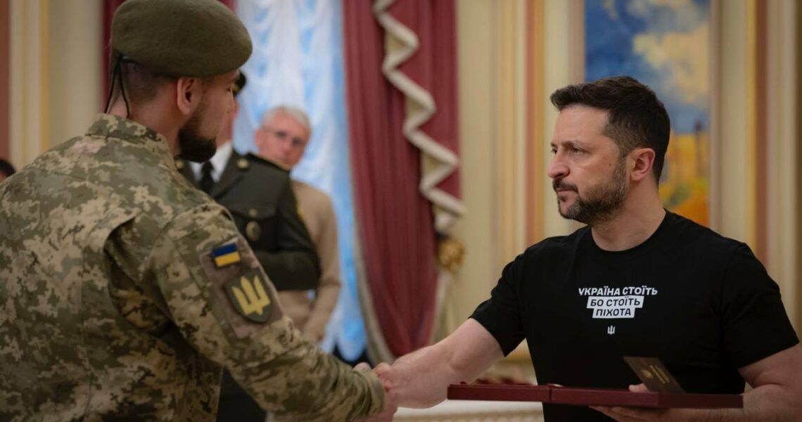 Володимир Зеленський привітав воїнів-піхотинців із Днем піхоти