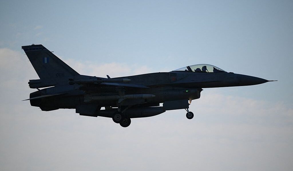 Новини світу - Болгарія виявила проблеми в F-16, який їй передали США