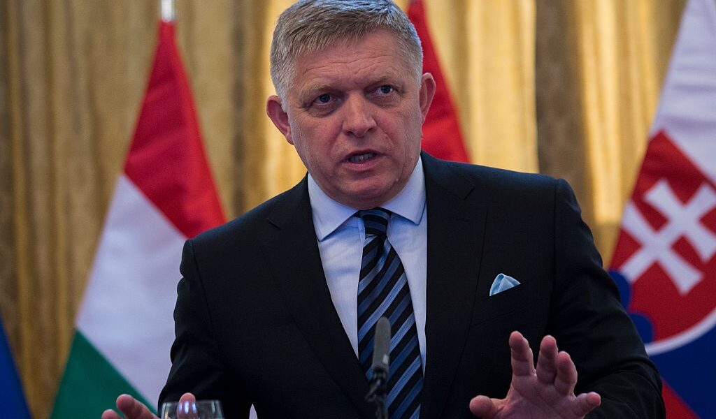 Новини світу - Фіцо поскаржився на план відмови від енергоносіїв РФ