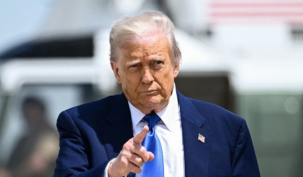 Новини світу - Гра в хованки. Чи проковтне Трамп "кидок" Путіна