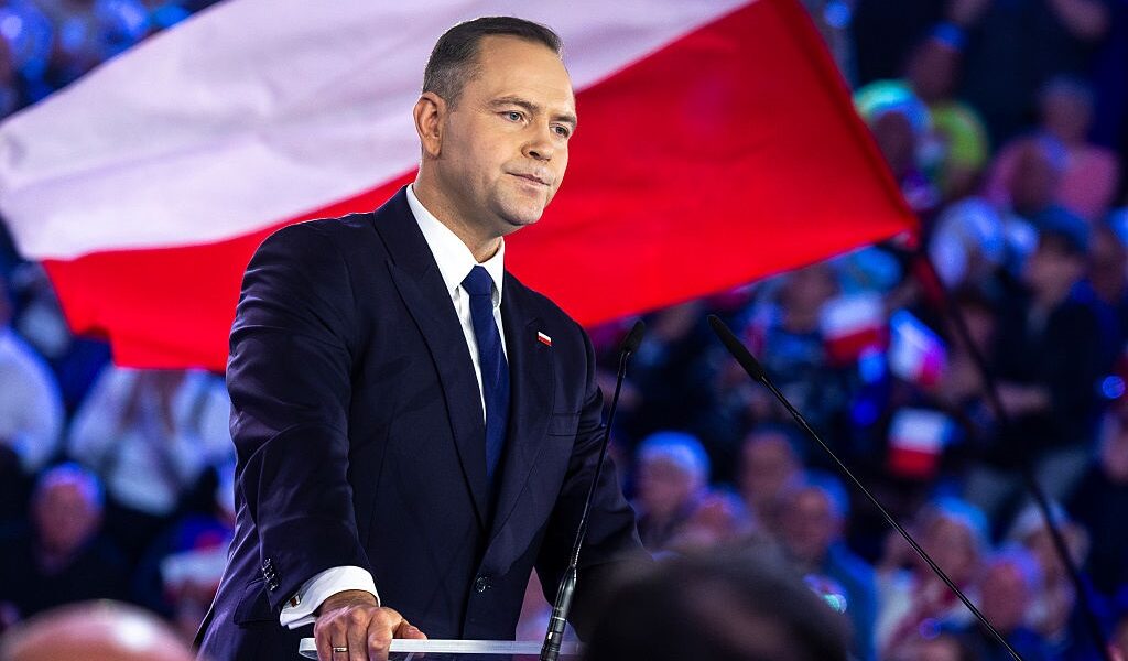 Новини світу - Кандидат у президенти Польщі втрапив у скандал через жест на дебатах