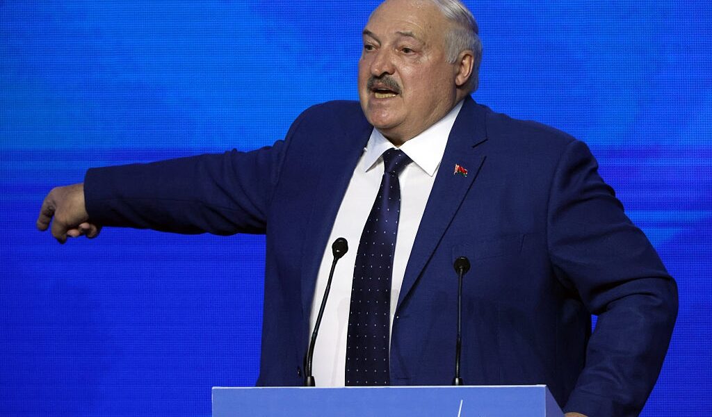 Новини бізнесу - Лукашенко пояснив дефіцит картоплі в Білорусі її експортом в РФ