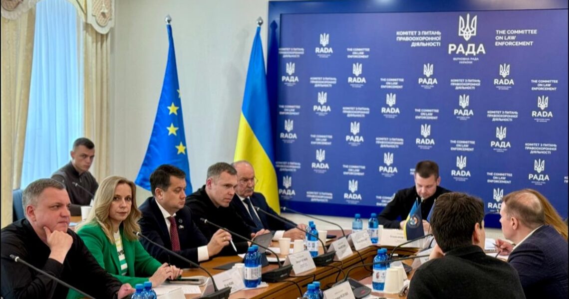Новини України - Майже 45 тисяч чоловіків незаконно виїхали за кордон - ТСК ВР