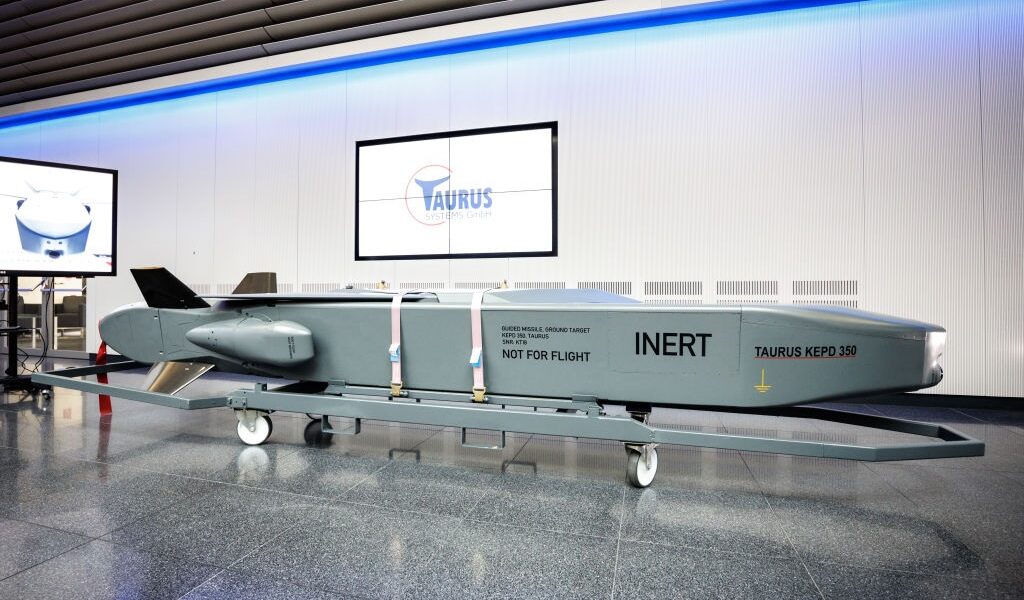 Новини світу - Мерц припустив передачу ракет Taurus Україні