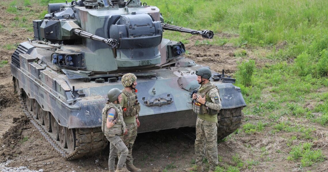 Новини України - ППО відбила атаку майже 130 "шахедів"