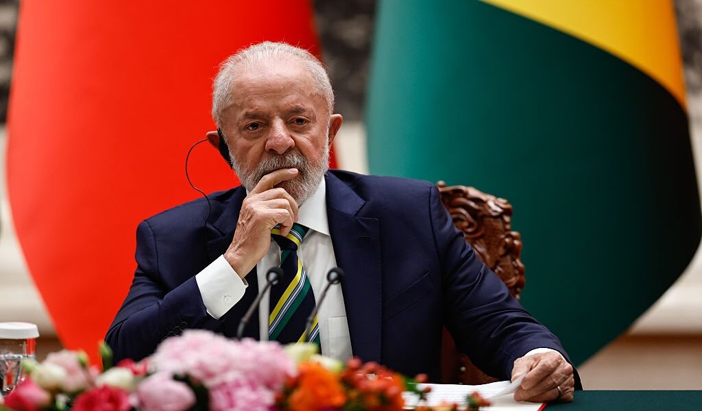 Новини світу - Президент Бразилії планує вмовити Путіна на перемови з Зеленським