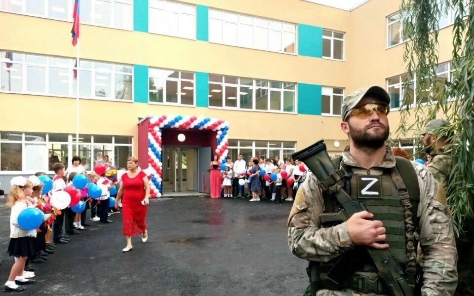 Новини України - Росіяни на окупованій Луганщині закриють понад 100 шкіл - ОВА