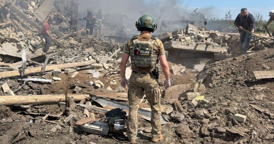 Новини України - Росіяни вдарили КАБами по Донеччині, загинула цивільна