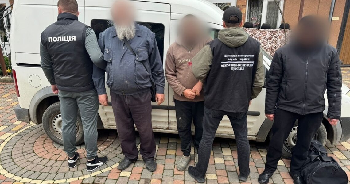 Новини України - Служителів МП відправили під варту за схему для ухилянтів
