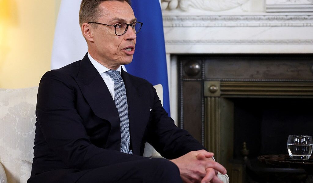Новини світу - Стубб підтримав участь Зеленського у саміті НАТО