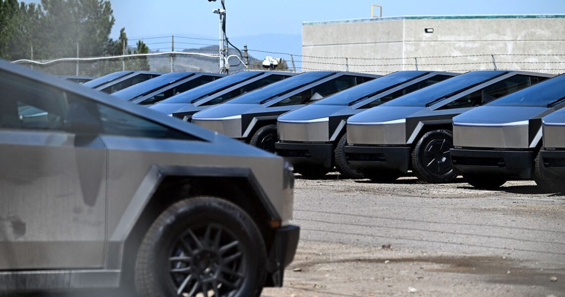 Авто новини - Tesla почала приймати Cybertruck на обмін