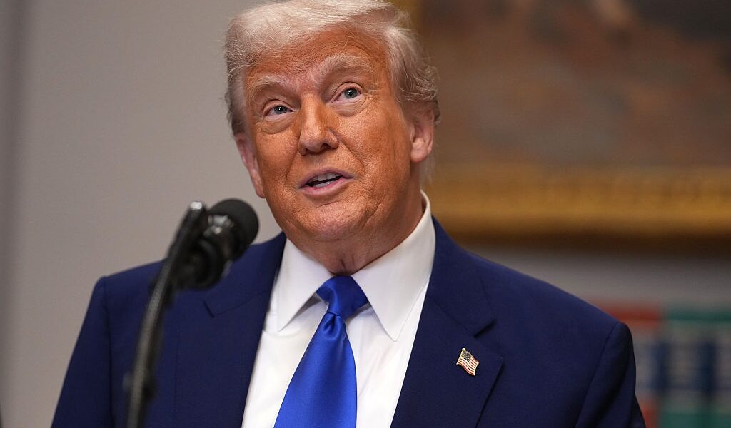 Новини світу - Трамп не відвідає переговори України та РФ - ЗМІ