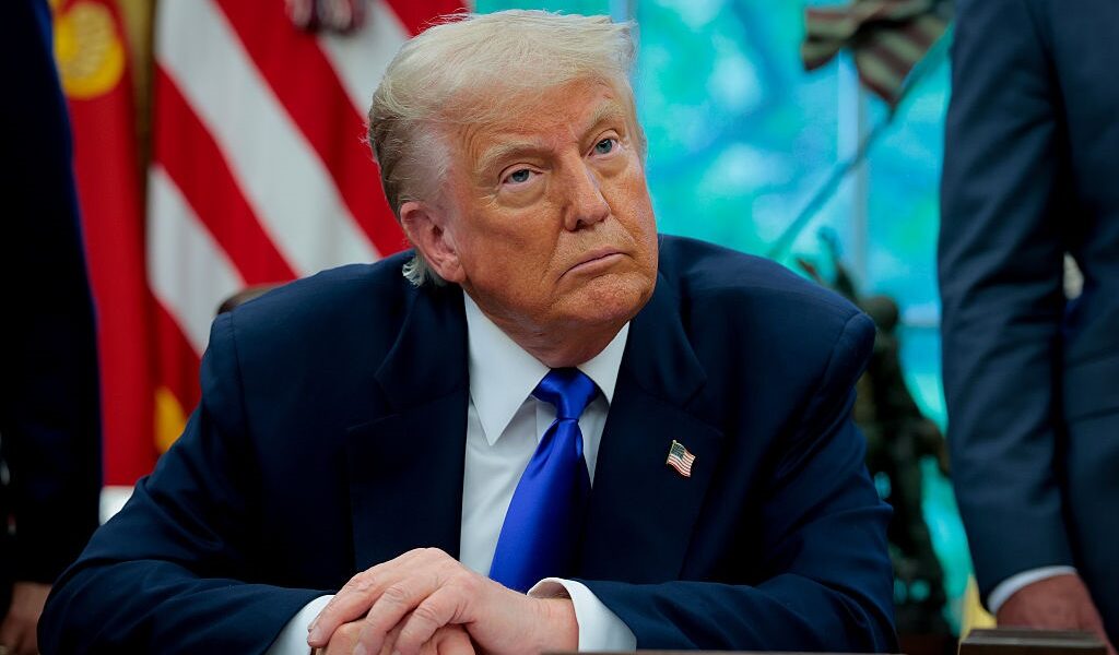 Новини світу - Трамп пообіцяв збільшити торгівлю з Індією та Пакистаном після перемир'я