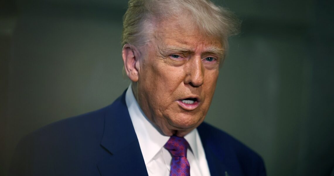 Новини світу - Трамп впритул наблизився до санкцій проти РФ - WSJ