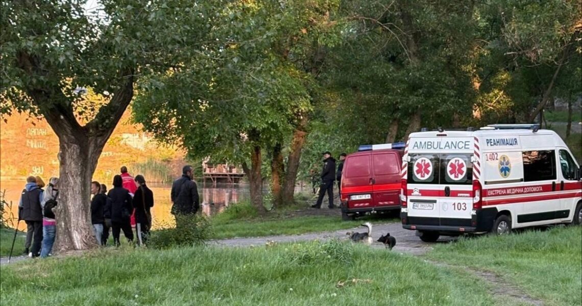 Новини України - У Дніпрі підлітки знімали на відео, як тонув чоловік