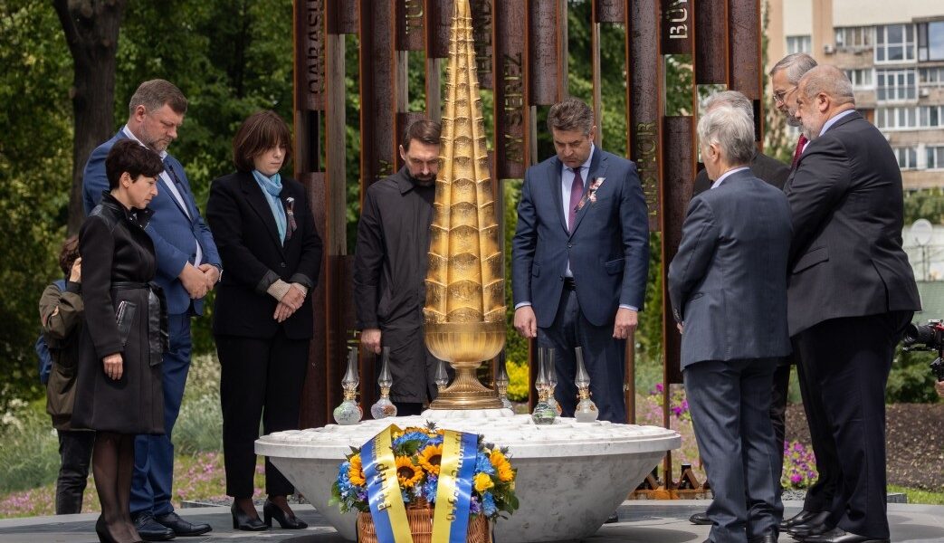 Новини Києва - У Києві вшанували пам’ять жертв геноциду кримськотатарського народу