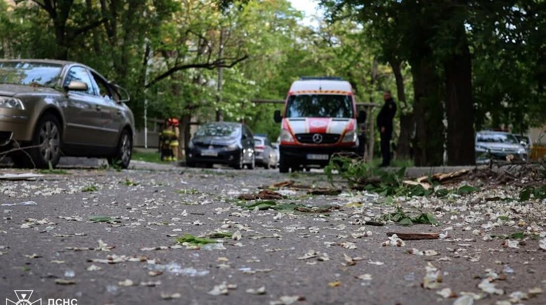 Новини України - У Миколаєві прогримів вибух у багатоповерхівці