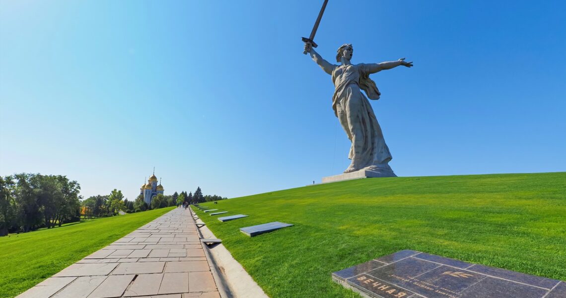 Новини світу - В РФ виявили труп всередині монумента Батьківщина-мати