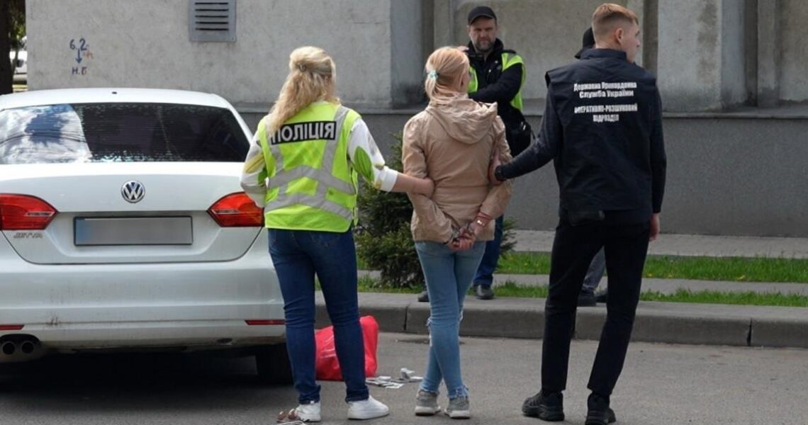 Новини України - В Сумах затримали жінку, що намагалася продати своє немовля