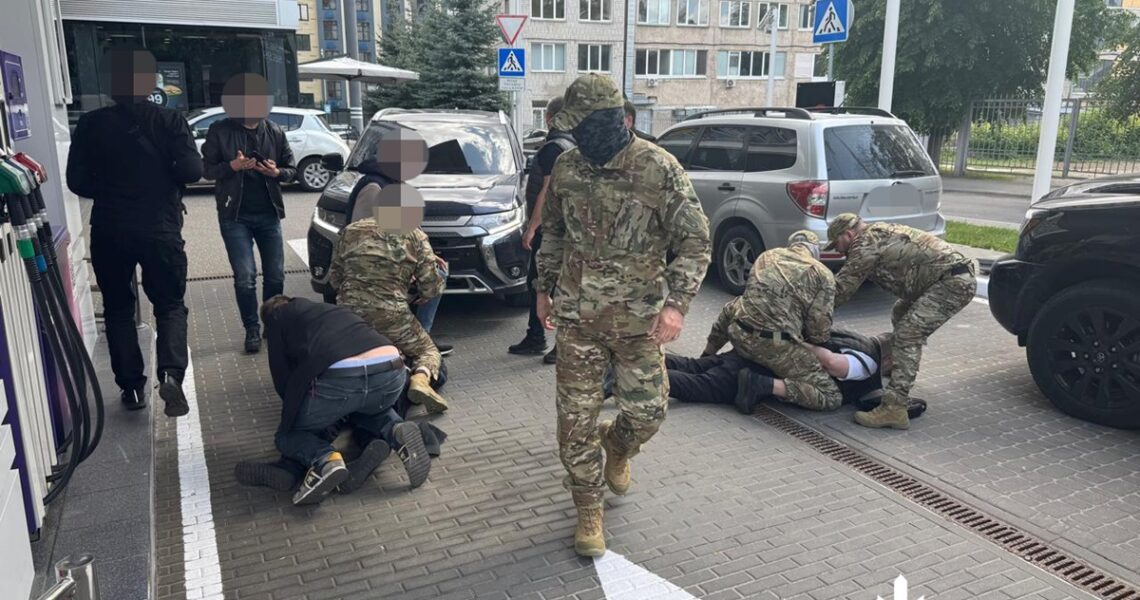 Новини України - Військовий разом зі спільником переправляли ухилянтів за кордон