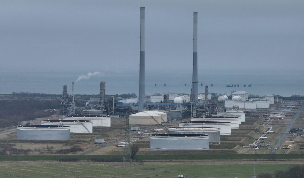 Новини світу - ЄС планує заборонити російський газ до 2027 року - ЗМІ