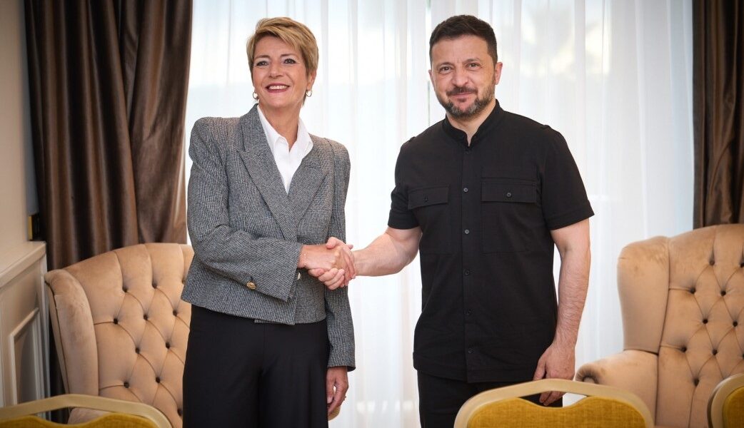 Новини України - Зеленський обговорив з президенткою Швейцарії тиск на РФ