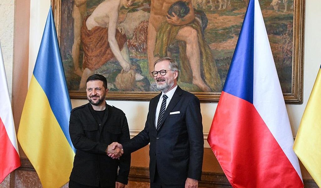 Новини України - Зеленський проводить переговори з прем’єром Чехії