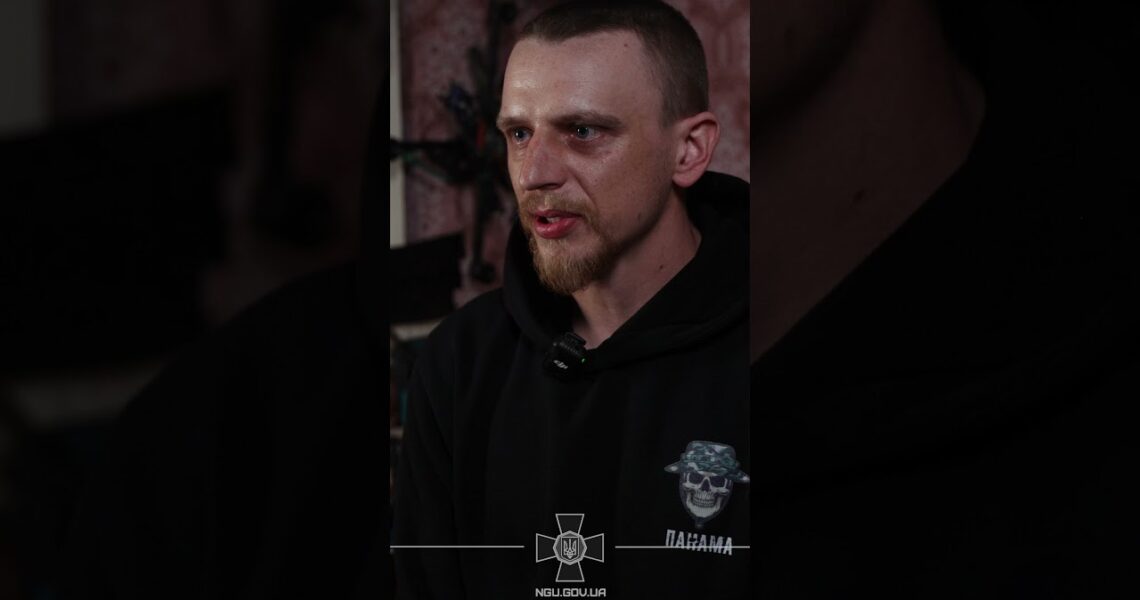 "Якийсь бідолага біжить через поле і намагається принести своїм хробакам поїсти"