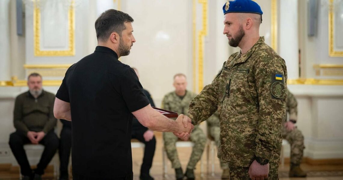 Володимир Зеленський відзначив нагородами українських воїнів