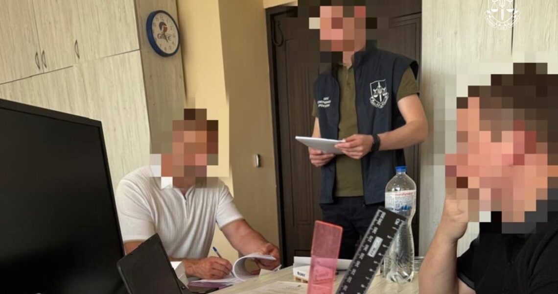 Новини України - Експравоохоронця підозрюють у незаконному збагаченні на 33 млн