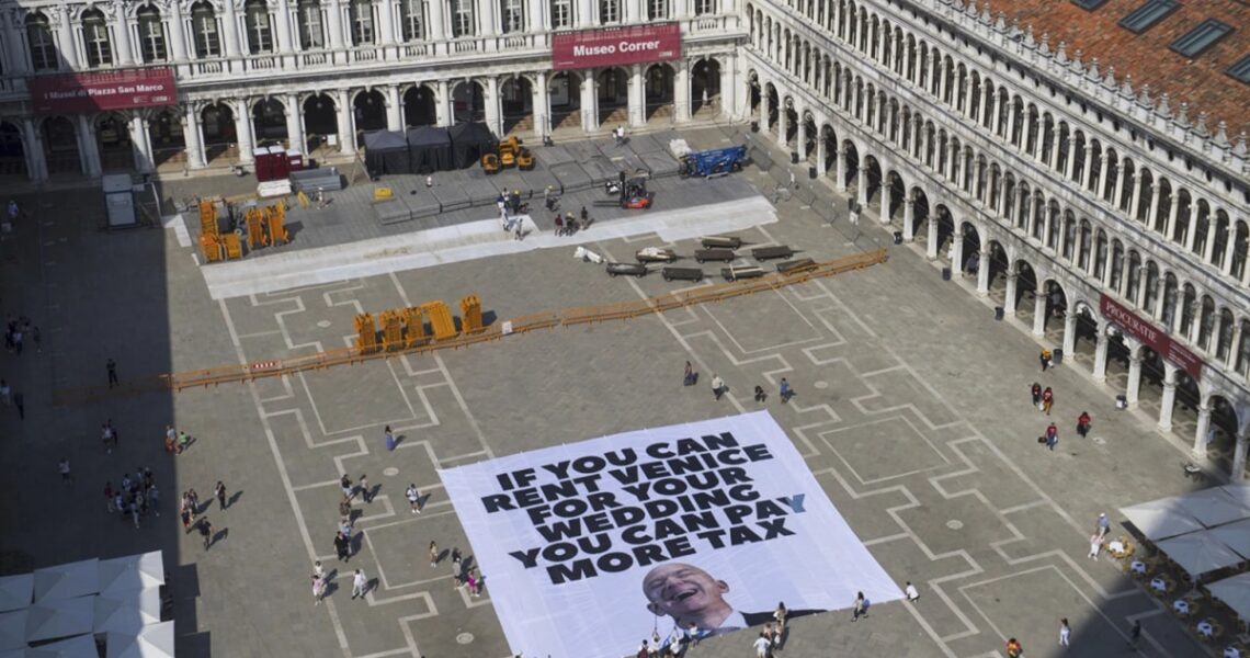 Новини світу - Мешканці Венеції протестують проти розкішного весілля Безоса