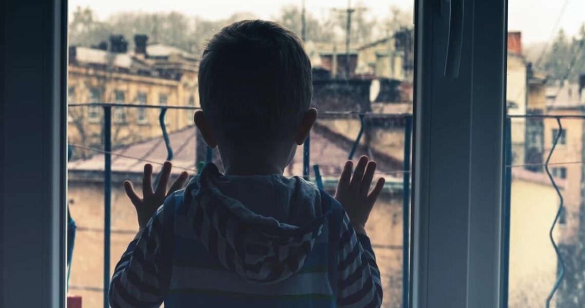 Новини політики - Нібито "рятують": що відбувається з українськими дітьми в Росії