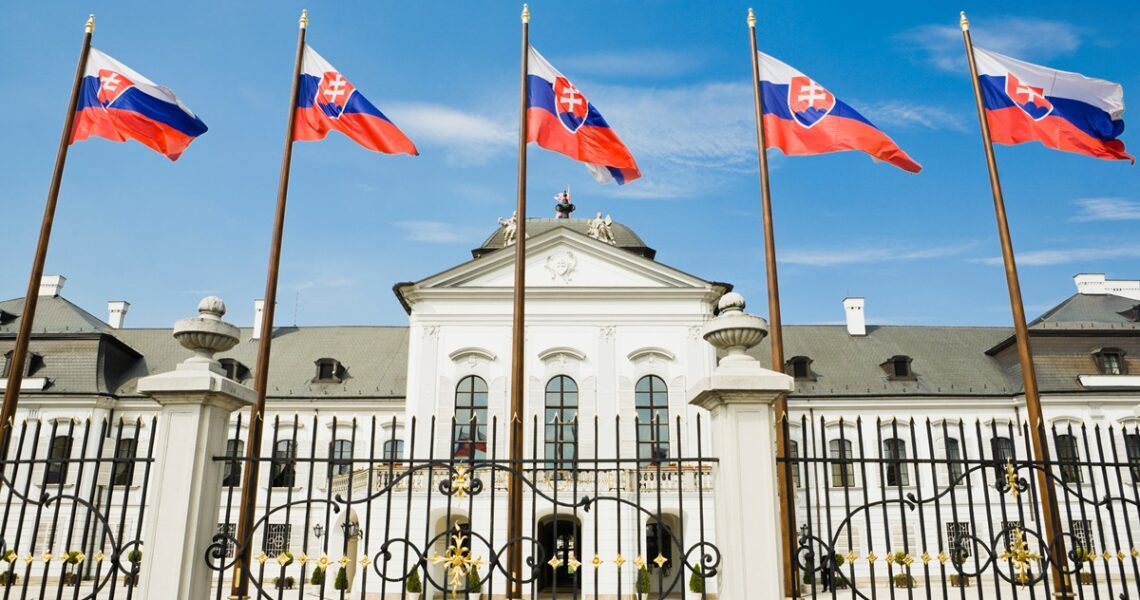 Новини світу - Парламент Словаччини ухвалив проросійську резолюцію