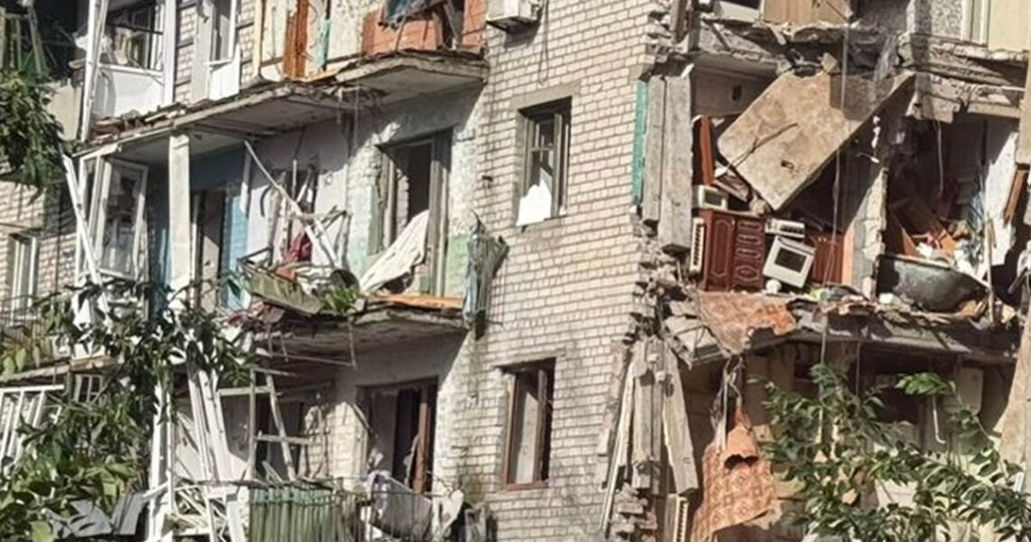 Новини України - Росіяни атакували п'ятиповерхівку у Лимані