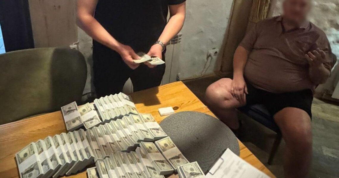 Новини України - Шахраї намагалися продати "посаду директора" підприємства за $500 тисяч