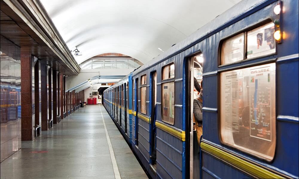 Новини Києва - У Києві тимчасово зачинили центральну станцію метро