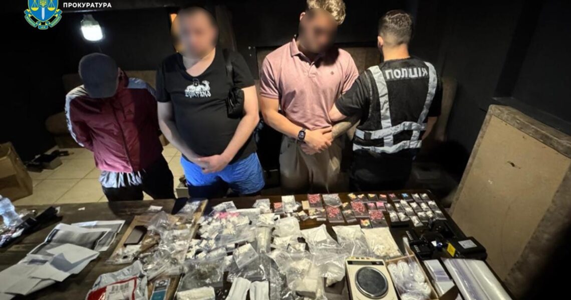 Новини Києва - У Києві затримали наркодилерів із 1,5 кг кокаїну