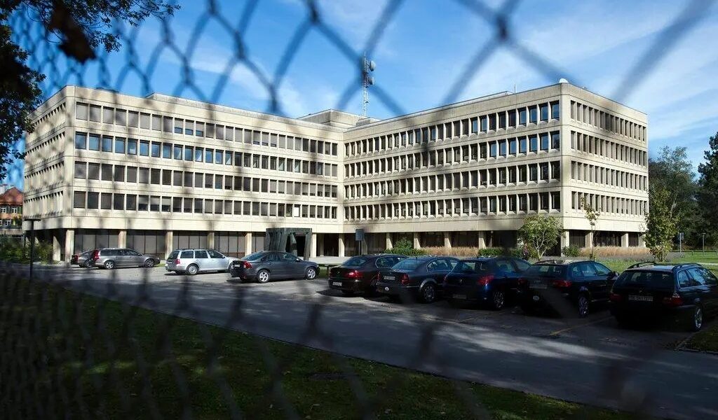 Новини світу - У Швейцарії розслідують "витік" інформації до спецслужб РФ