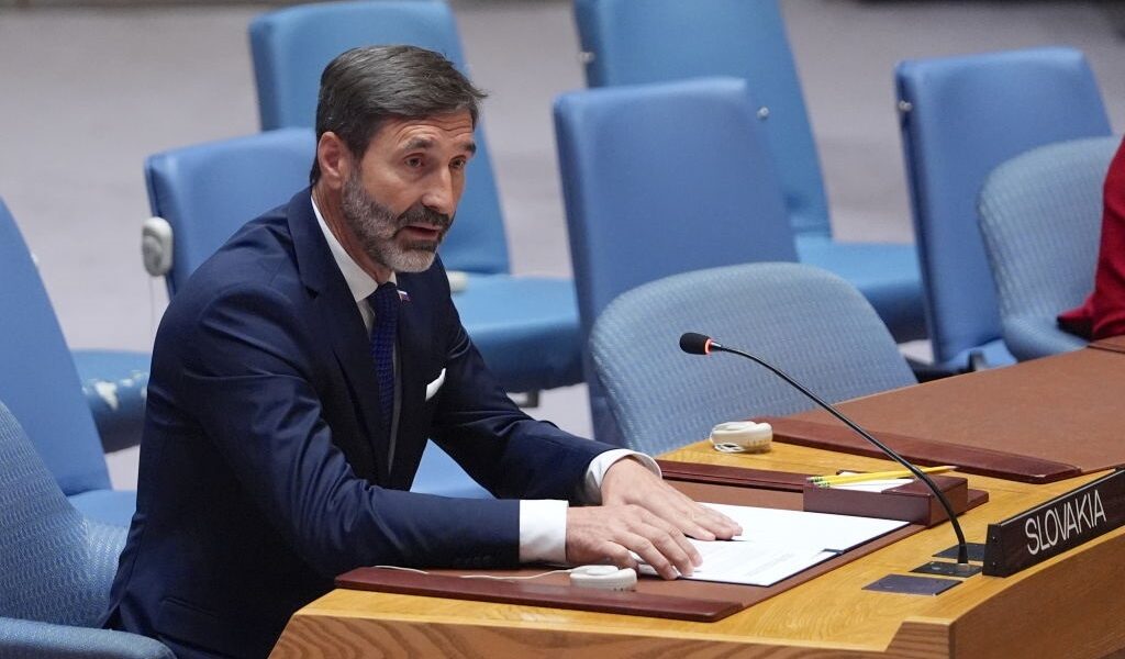 Новини світу - У Словаччині запропонували "пробачити" Москву
