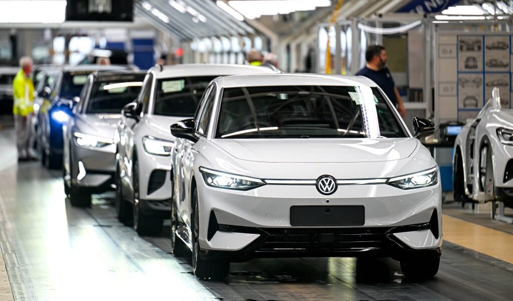 Новини бізнесу - У Volkswagen 20 тисяч працівників погодилися на звільнення