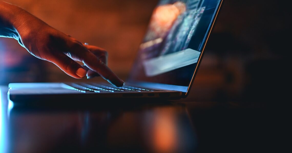 Новини світу - Витік століття: в Мережу злили мільярди паролів з Apple, Google та Facebook