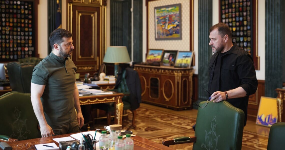 Новини України - Зеленський та глава МВС обговорили протидію псевдоволонтерам