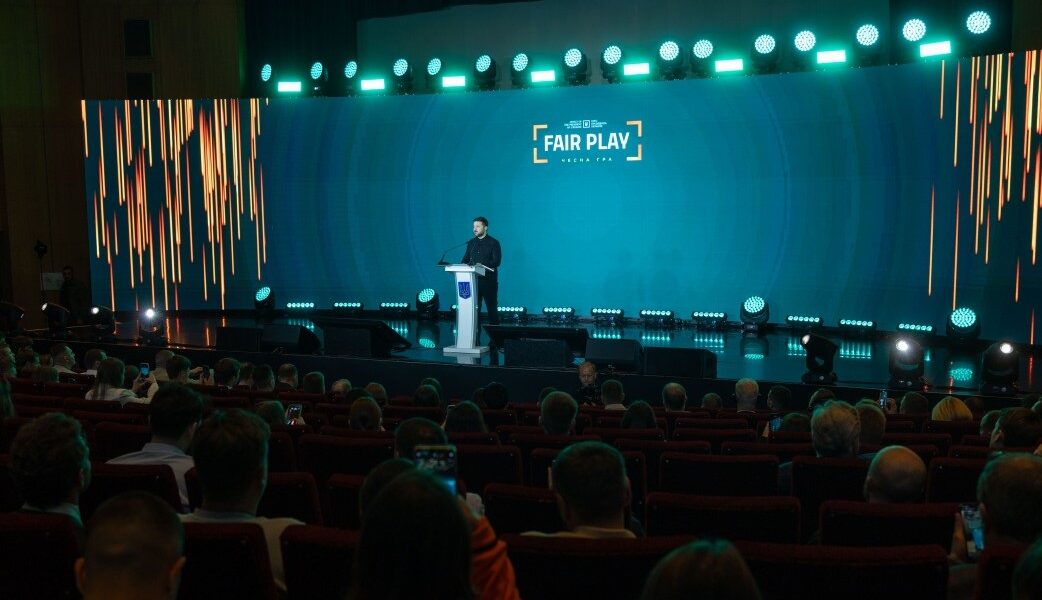 Новини України - Зеленський: Війна повинна ставати для РФ проблемою
