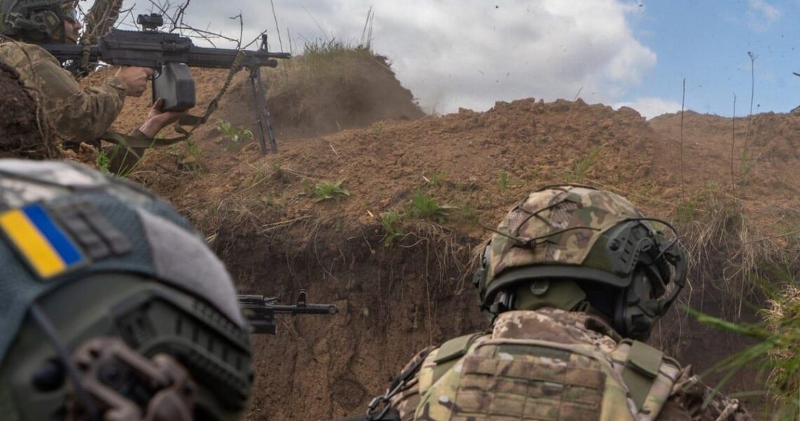 Новини України - ЗСУ ведуть бої з армією РФ на 10 напрямках