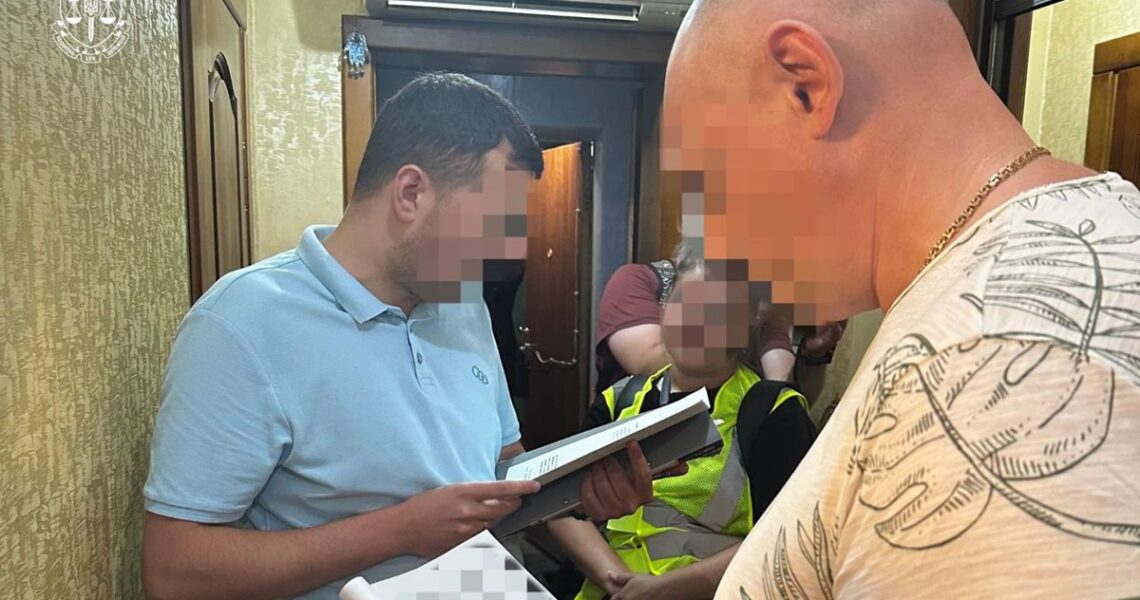 Новини України - Адвокат пропонував мільйон доларів за звільнення підзахисного