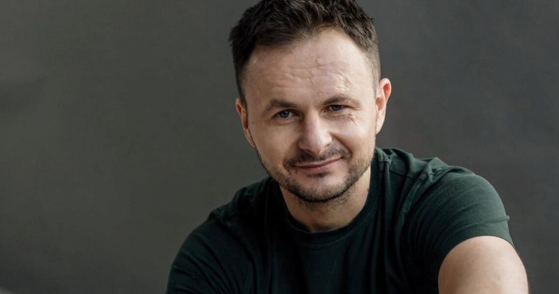Новини культури - Актор Роман Ясіновський добровільно записався до сил ППО