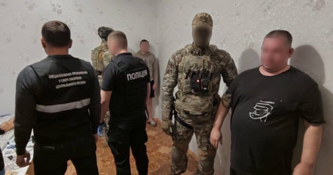 Новини України - На Київщині викрили групу осіб, які виготовляли підроблену валюту