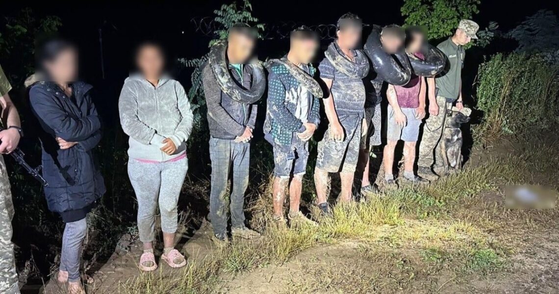Новини України - На Закарпатті затримали "водолазів" біля кордону