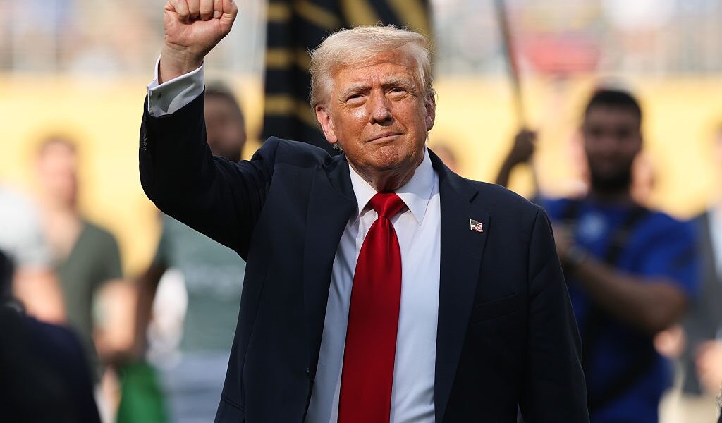 Новини світу - Перша "велика перемога" Трампа: Сенат підтримав скорочення бюджету