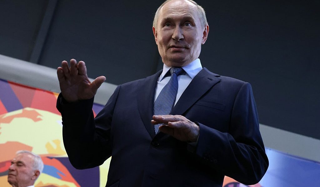Новини світу - Путін дав нові повноваження ФСБ - зовнішня розвідка